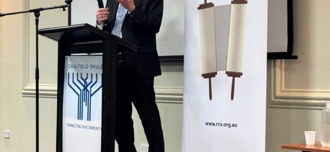 Rabbi Reiss in Australia